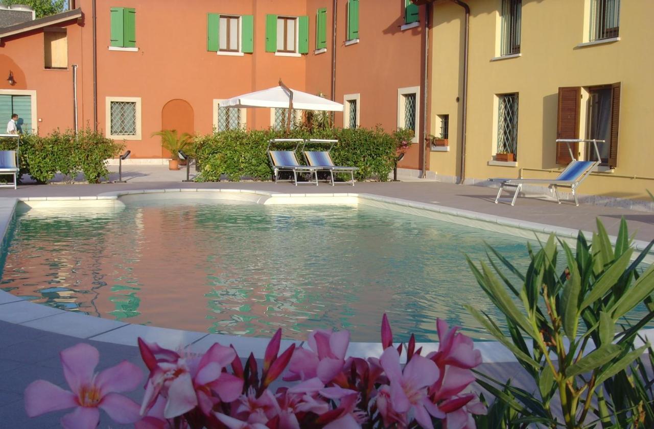 Hotel Corte Castelletto 3*